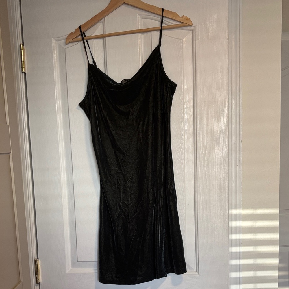 Elegant Emerald Green Black Slip Dress